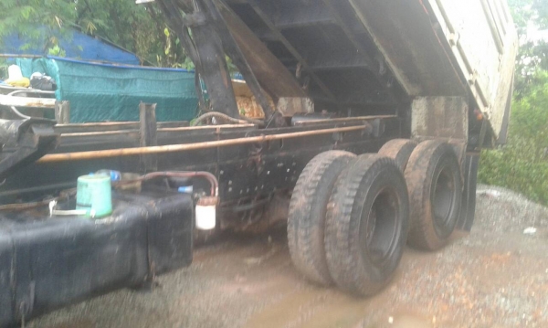 ขายHino260ปี50ดั้ม 3smm สภาพสวยพร้อมใช้ ต่อคุณอ๊อฟพิจิตร086-737-9991 ขายHino260ปี50ดั้ม 3smm สภาพสวยพร้อมใช้ ต่อคุณอ๊อฟพิจิตร086-737-9991