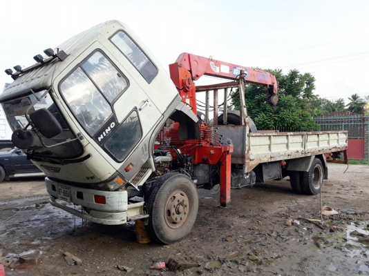 ขายรถบรรทุกหกล้อฮีโน่FF3H เครื่อง 195 แรงม้าHo7d แน่นมากๆๆติดเครนยูนิค 5 ตันท้องวี 3 ปลอก 2 ชักสวยๆๆ ขายรถบรรทุกหกล้อฮีโน่FF3H เครื่อง 195 แรงม้าHo7d แน่นมากๆๆติดเครนยูนิค 5 ตันท้องวี 3 ปลอก 2 ชักสวยๆๆ