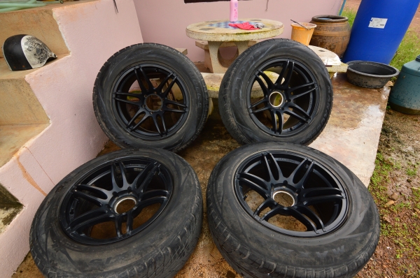 ขายล้อแม็กขอบ18 กว้าง 10" Et 18+maxsiss 265 60 18" 2013