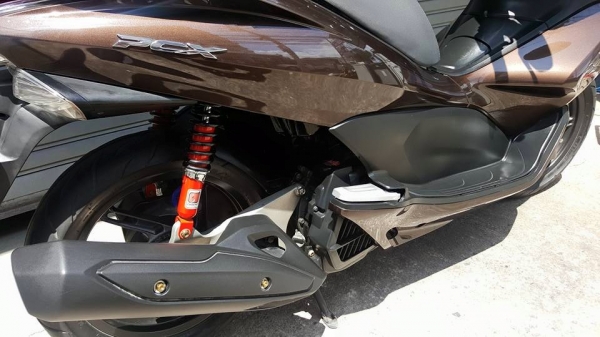 HONDA PCX 125i IDLING STOP ใหม่ สีพิเศษสวยมาก ฟรีค่าโอน