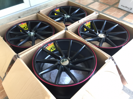 ล้อใหม่ Vossen ขอบ18 สีดำ รุ่นใหม่ล่าสุด ราคาเร้าใจ