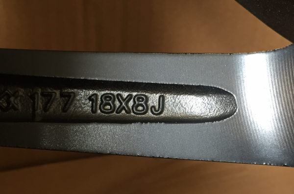 ล้อใหม่ Vossen ขอบ18 สีดำ รุ่นใหม่ล่าสุด ราคาเร้าใจ