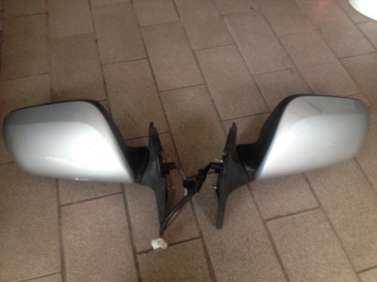 กระจกมองข้างไฟฟ้า TOYOTA YARIS เก่าญี่ปุ่นเเท้สภาพดี