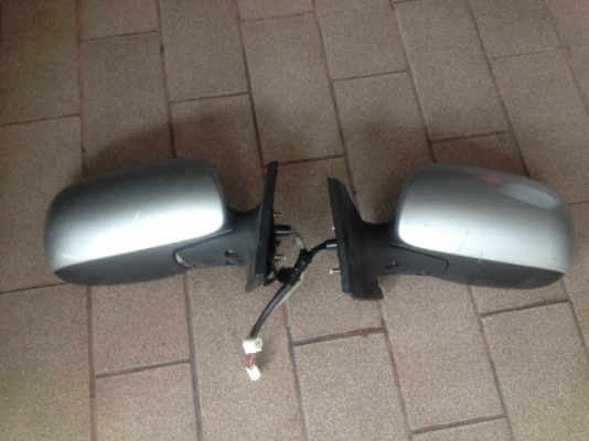 กระจกมองข้างไฟฟ้า TOYOTA YARIS เก่าญี่ปุ่นเเท้สภาพดี