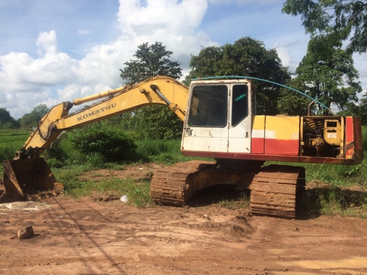 ขาย komatsu pc200 ขาย komatsu pc200
