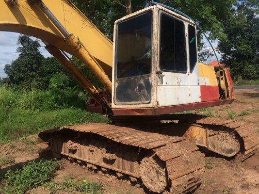 ขาย komatsu pc200 ขาย komatsu pc200