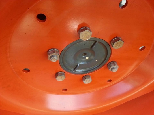 คูโบต้า L3608SP 4 WD ใบมีดดันหน้าใหม่ ผานหลังใหม่ ทำงาน 371 ชั่วโมง ปี 2557