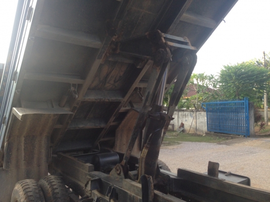 ขายรถ 6 ล้อดั้ม อิซูซุ 130 แรง ขายรถ 6 ล้อดั้ม อิซูซุ 130 แรง