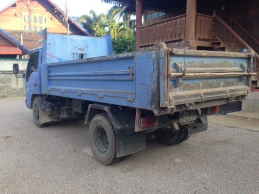 ขายรถ 6 ล้อดั้ม อิซูซุ 130 แรง ขายรถ 6 ล้อดั้ม อิซูซุ 130 แรง