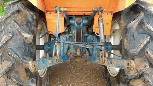 ขายรถไถ KUBOTA L1-24 พวงมาลัยพาวเวอร์ 2เพลา ราคา 85,000 บาท อ.แกลง จ.ระยอง DC Tractor Rayong 0818618678,0899347475 https://www.facebook.com/DC-Tractor-Rayong-3071545327…/shop… id line=081-8618678 id line=089-9347475 ขายรถไถ KUBOTA L1-24 พวงมาลัยพาวเวอร์ 2เพลา ราคา 85,000 บาท อ.แกลง จ.ระยอง DC Tractor Rayong 0818618678,0899347475 https://www.facebook.com/DC-Tractor-Rayong-3071545327…/shop… id line=081-8618678 id line=089-9347475