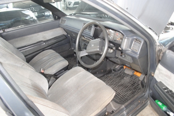 1987  TOYOTA  corona 1.8 GL  ...AUTOMATIC