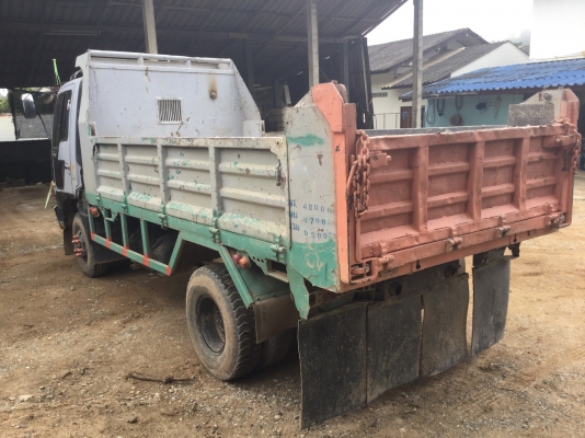 ขายรถ 6 ล้อกลาง ขายรถ 6 ล้อกลาง