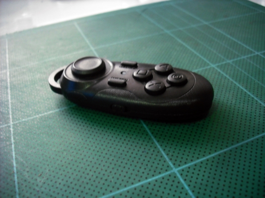Universal MINI Bluetooth Remote Controller Universal MINI Bluetooth Remote Controller