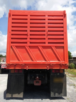 รถอีซุซุ 10 ล้อดั้ม FVM 200 แรงม้า ปี 50. สนใจติดต่อ 081 - 6079515
