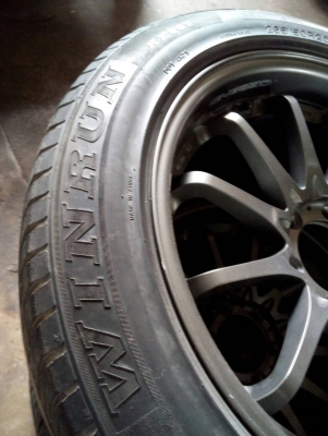 265/50R20  แม๊กพร้อมยาง มี 3 ล้อ tel.081-427-3941
