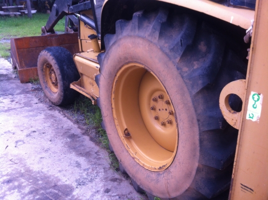 ขายรถตักหน้า ขุดหลังCAT