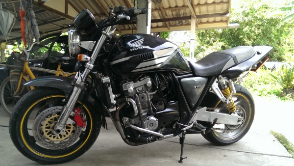 CB1000ทะเบียนแท้ จดปี38ภาษีเต็มพร้อมโอน เครื่องกิ้ฟๆ CB1000ทะเบียนแท้ จดปี38ภาษีเต็มพร้อมโอน เครื่องกิ้ฟๆ