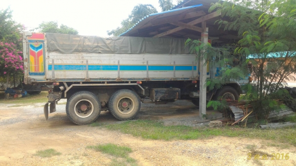 ขาย สิบล้อ ISUZU รุ่น ร็อคกี้ 185