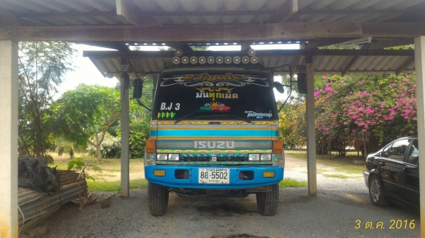 ขาย สิบล้อ ISUZU รุ่น ร็อคกี้ 185