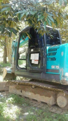 รถแบคโฮ KOBELCO SK - 75. , ( รถทำงาน 3,xxx ชม. ) สนใจติดต่อ 081 - 6079515 รถแบคโฮ KOBELCO SK - 75. , ( รถทำงาน 3,xxx ชม. ) สนใจติดต่อ 081 - 6079515