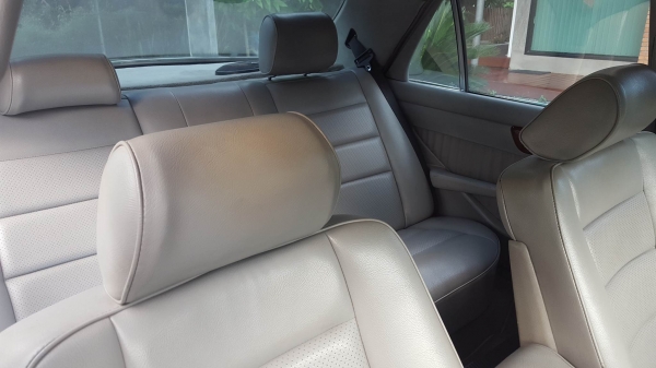 Benz 500 SE VIP ใหญ่ๆนั่งสบาย ราคาแสนกว่าบาท ติดแก้สเรียบร้อยครับ ขับอย่างเดียว