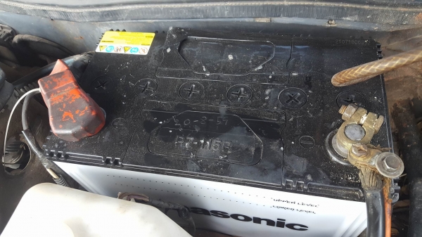 Benz 500 SE VIP ใหญ่ๆนั่งสบาย ราคาแสนกว่าบาท ติดแก้สเรียบร้อยครับ ขับอย่างเดียว