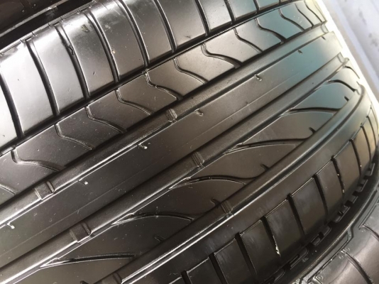 ขายยาง BRIDGESTONE POTENZA RE050A 245-40-18 ปี14 ดอกหนาจัด ไม่มีตำหนิ ไม่มีปะ ชุดละ 8,500 บาท