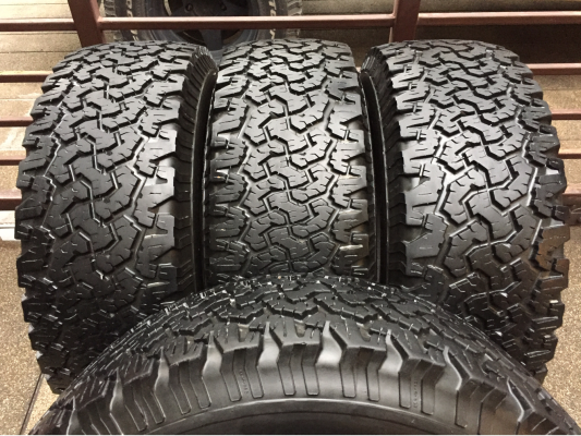 ยาง All BF Goodrich 265 65 17 ปลายปี13 ดอกเต็ม ติดหนวดทุกเส้น ราคาไม่แพง