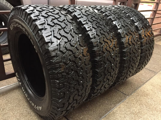 ยาง All BF Goodrich 265 65 17 ปลายปี13 ดอกเต็ม ติดหนวดทุกเส้น ราคาไม่แพง