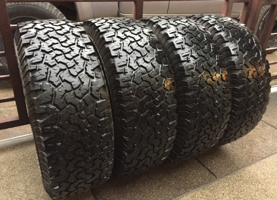 ยาง All BF Goodrich 265 70 16 ปลายปี12 ดอกเต็ม พร้อมใช้งาน ราคาไม่แพง