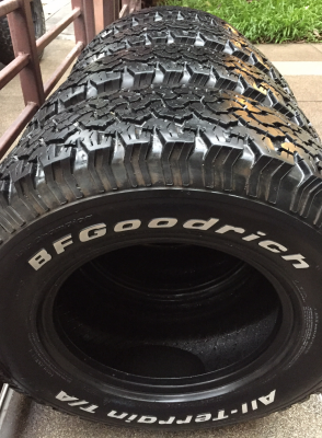 ยาง All BF Goodrich 265 70 16 ปลายปี12 ดอกเต็ม พร้อมใช้งาน ราคาไม่แพง
