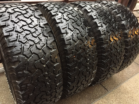 ยาง All BF Goodrich 265 70 16 ปลายปี12 ดอกเต็ม พร้อมใช้งาน ราคาไม่แพง