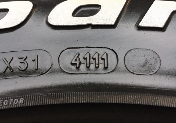 ยาง All BF Goodrich 265 70 16 ปลายปี12 ดอกเต็ม พร้อมใช้งาน ราคาไม่แพง