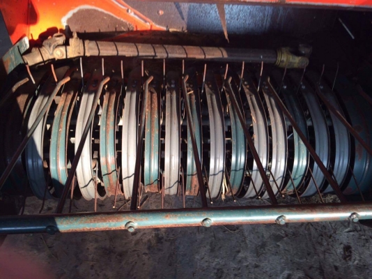 ขายเครื่องอัดฟาง คูโบต้า HB130 เดิมบางนางบวช พร้อมใช้งาน ขายเครื่องอัดฟาง คูโบต้า HB130 เดิมบางนางบวช พร้อมใช้งาน