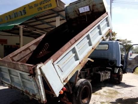 6ล้อดั้ม  120  แรงม้า  ปี40  รถห้างแท้  พร้อมใช้งาน  เล่มติดมือ..