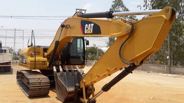ขาย CAT 320D สเปกญี่ปุ่น เอกสารเล่ม ทบ. รถซื้อเมโทป้าบเเดงเช็คศูนย์ตลอด รถพร้อมใช้งานครับ