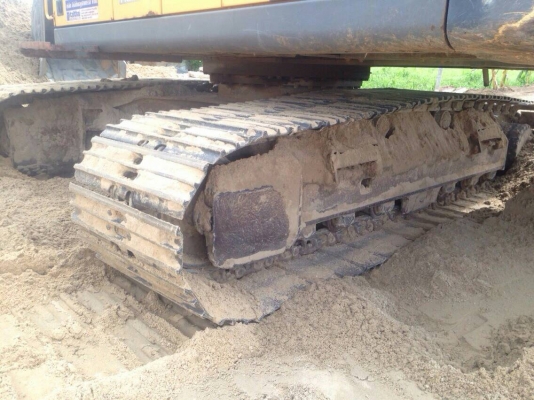 ขายรถแบคโฮ VOLVO EC210B เอกสารเล่มทะเบียน ราคา 1250000 ขายรถแบคโฮ VOLVO EC210B เอกสารเล่มทะเบียน ราคา 1250000