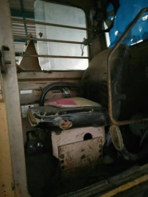 KOMATSU PC 80-2 KOMATSU PC 80-2