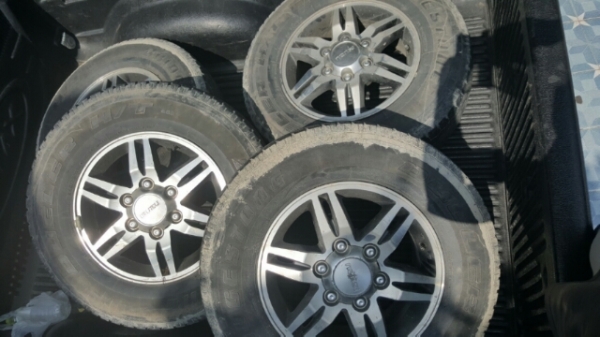 ขาย แม็กพร้อมยาง isuzu 2457016