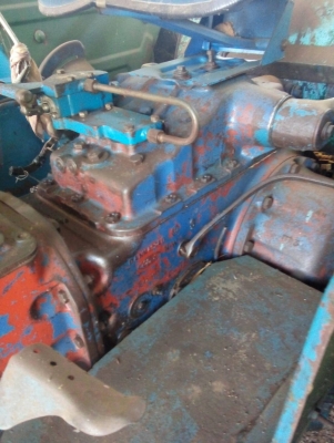 ขายรถไถ FORD 6600 เพลาเดี่ยว ใบมีดดันหน้า ไม่มีทะเบียน ราคา 200000