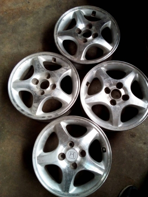 แม๊ก HONDA ขอบ14    ชุด 4 วง tel.081-427-3941