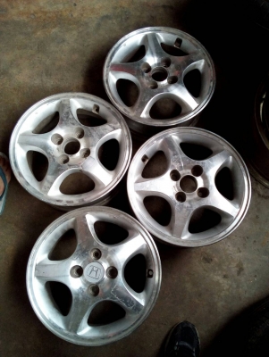 แม๊ก HONDA ขอบ14    ชุด 4 วง tel.081-427-3941