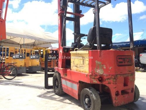 นำเข้าจากญี่ปุ่น สินค้ามีคุณภาพ  ราคากันเอง รถยกไฟฟ้า รหัสสินค้า : 80904207