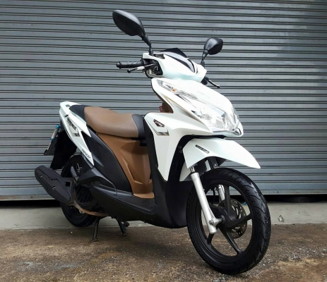 HONDA CLICK 125-i NEW รุ่น COMBI BRAKE IDLING STOP ตัว TOP ล้อแม็ก สีขาวมุก ฟรีค่าโอน