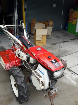 รถพรวนดินเก่าญี่ปุ่น