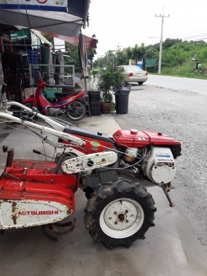 รถพรวนดินเก่าญี่ปุ่น