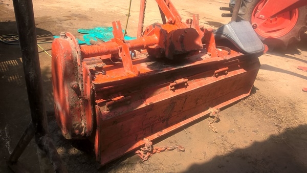 ขายจอบหมุน โฮเวิร์ด 2 เมตร สำหรับรถไถใหญ่