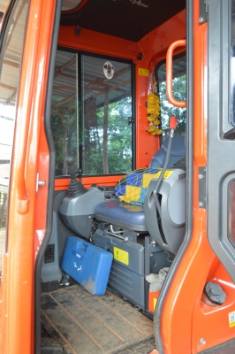 ขายดาวน์หรือตัดสดรถแบคโฮ kobota kx161-3 โทร.081-266-9321