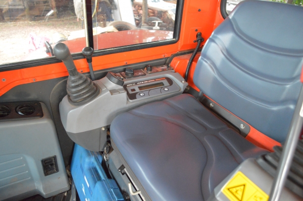 ขายดาวน์หรือตัดสดรถแบคโฮ kobota kx161-3 โทร.081-266-9321