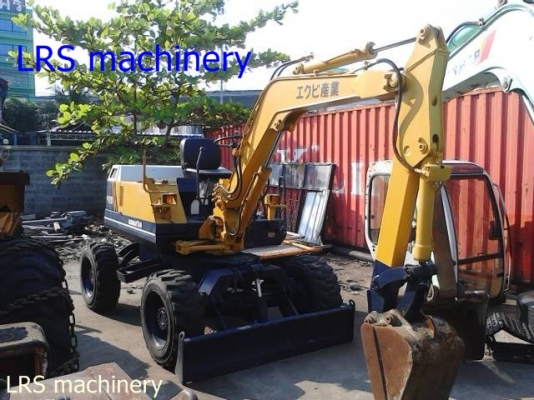 รถแบคโฮล้อยาง KOMATSU รุ่น PW 20 -1